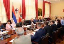 Предсједник Чубриловић присуствовао сједници Одбора за обиљежавање парастоса и помена жртвама геноцида НДХ