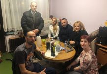БАЊА ЛУКА: Представници Демоса Јовићима уљепшали празнике