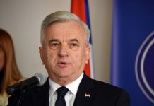 Чубриловић: Митрополит Јоаникије достојан трона часне Митрополије