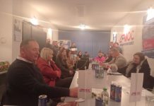 Милош Тепавчевић на челу Општинског одбора ДЕМОС-а у Гацку