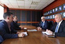 Предсједник ДЕМОС-а Недељко Чубриловић посјетио редакцију “Политике” у Београду