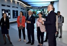 Чубриловић са представницима компаније Хуавеј (ФОТО)