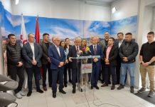 ЧУБРИЛОВИЋ: ОЧЕКУЈЕМО ДВА НАЧЕЛНИЧКА МЈЕСТА И ОКО 100 ОДБОРНИЧКИХ МАНДАТА